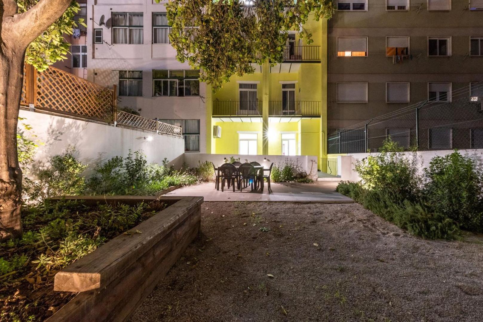 Апартаменты Guestready - Saldanha Building Garden Лиссабон Экстерьер фото