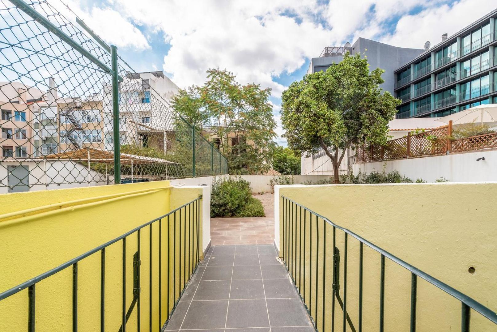 Апартаменты Guestready - Saldanha Building Garden Лиссабон Экстерьер фото